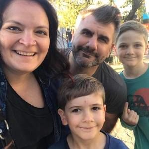 Meet your Posher, Di